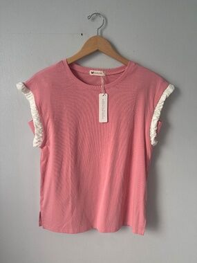 Darong 🦋 Young & fashion pink ruffle cap sleeve